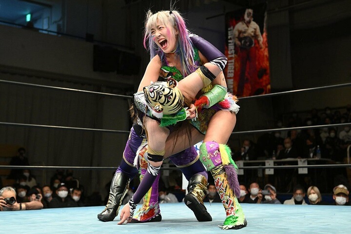 Unagi Sayaka Makes Explosive Debut in Strong Style Pro-Wrestling, Begins Feud with Tiger Queen